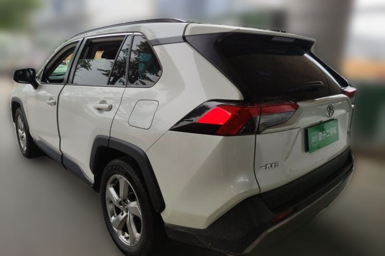 Used Toyota RAV4 2020 2.0L CVT Two-Wheel Drive Fashion Edition Rear Left 45 Deg