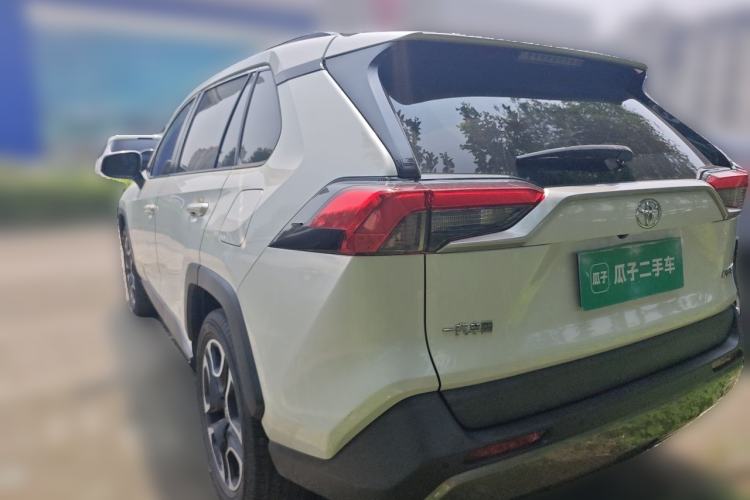 Used Toyota RAV4 2020 2.0L CVT Two-Wheel Drive Prestige Edition Rear Left 45 Deg