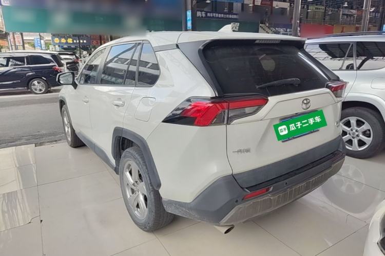 Used Toyota RAV4 2020 2.0L CVT 4x4 Trend Edition Rear Left 45 Deg