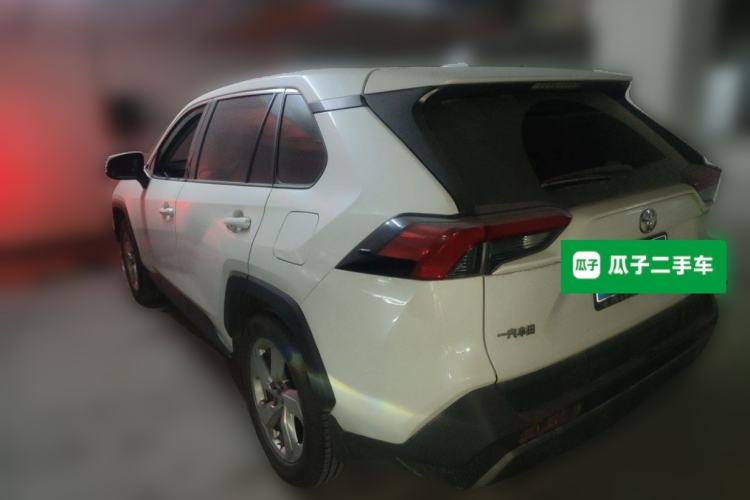 Used Toyota RAV4 2020 2.0L CVT Two-Wheel Drive Fashion PLUS Edition Rear Left 45 Deg