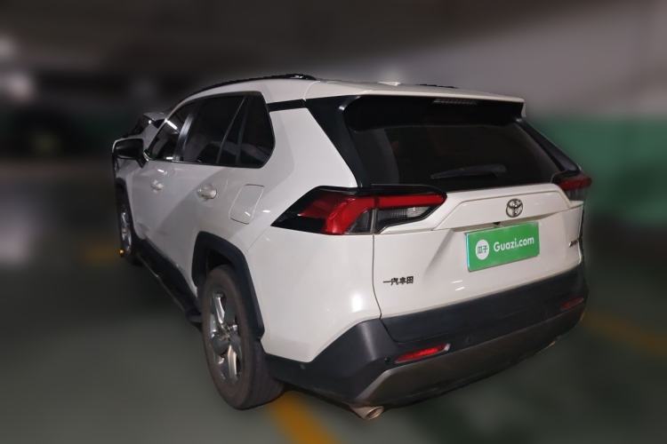 Used Toyota RAV4 2020 2.0L CVT Two-Wheel Drive Fashion PLUS Edition Rear Left 45 Deg