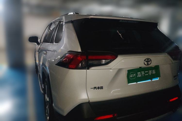 Used Toyota RAV4 2020 2.0L CVT 4x4 Style PLUS Edition Rear Left 45 Deg