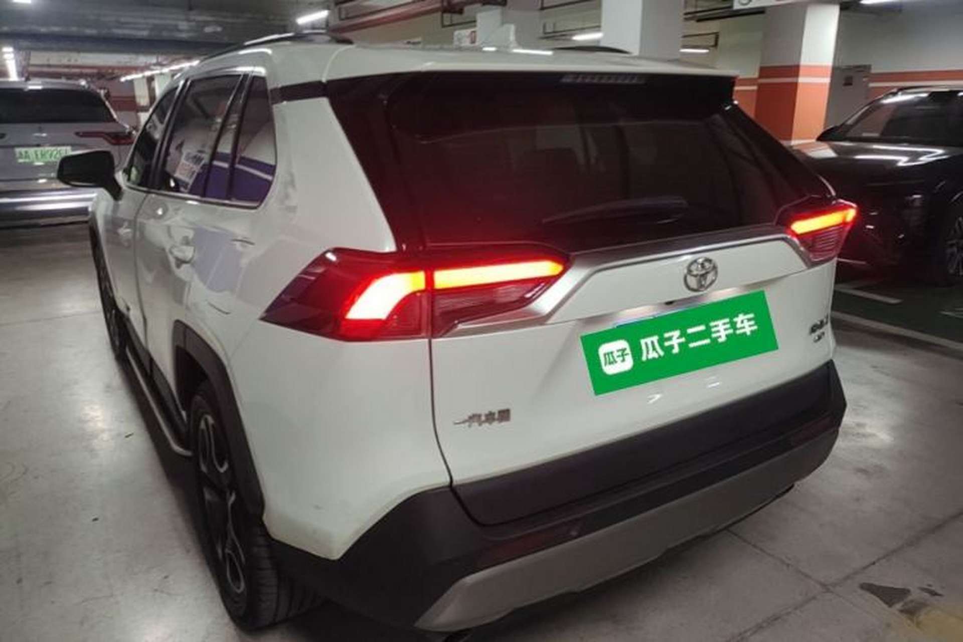 Used Toyota RAV4 2020 2.0L CVT Four-Wheel Drive Prestige Edition Rear Left 45 Deg