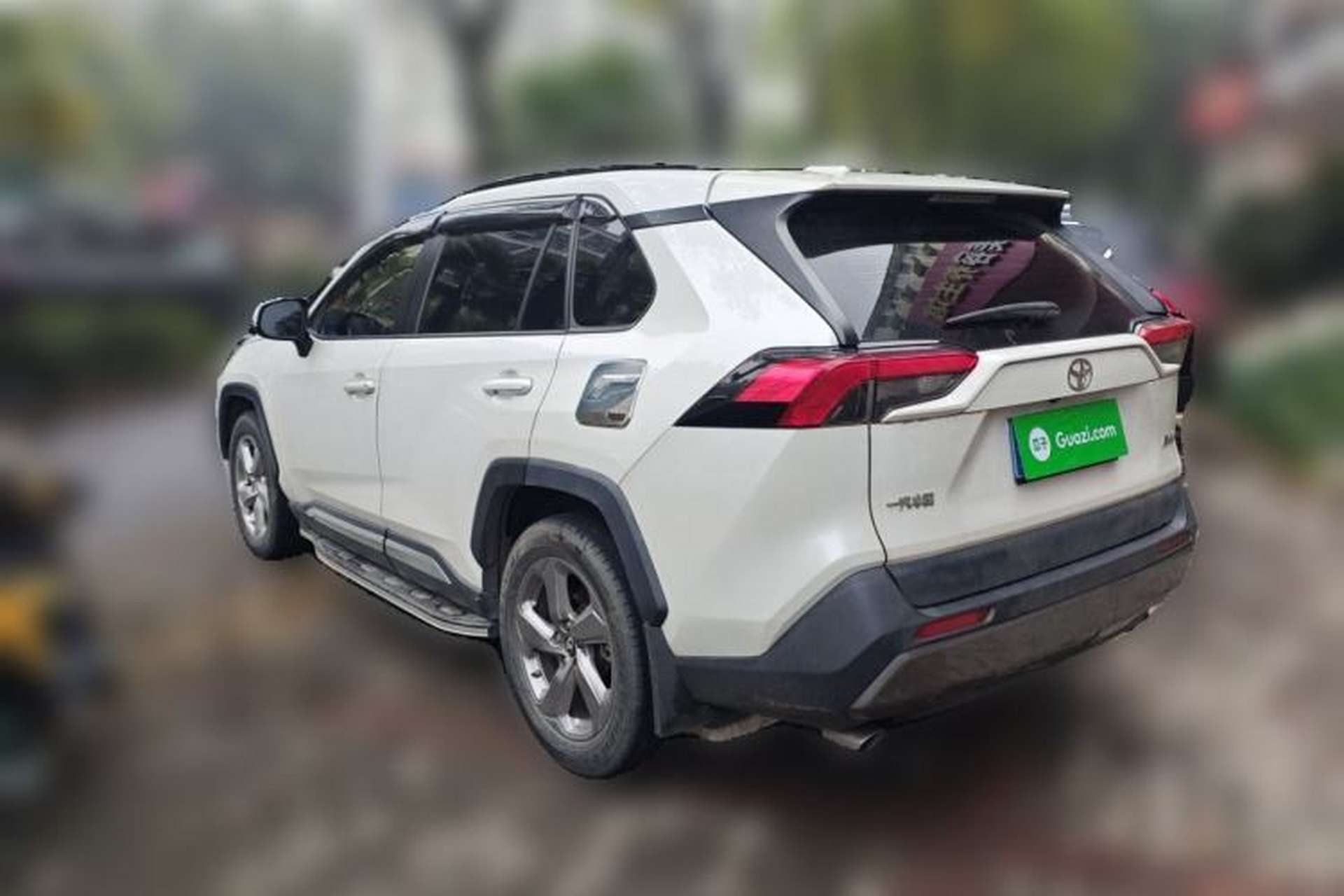 Used Toyota RAV4 2020 2.0L CVT Two-Wheel Drive Fashion PLUS Edition Rear Left 45 Deg
