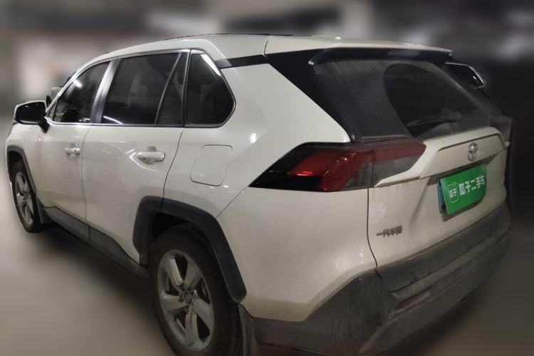Used Toyota RAV4 2020 2.0L CVT Two-Wheel Drive Fashion Edition Rear Left 45 Deg