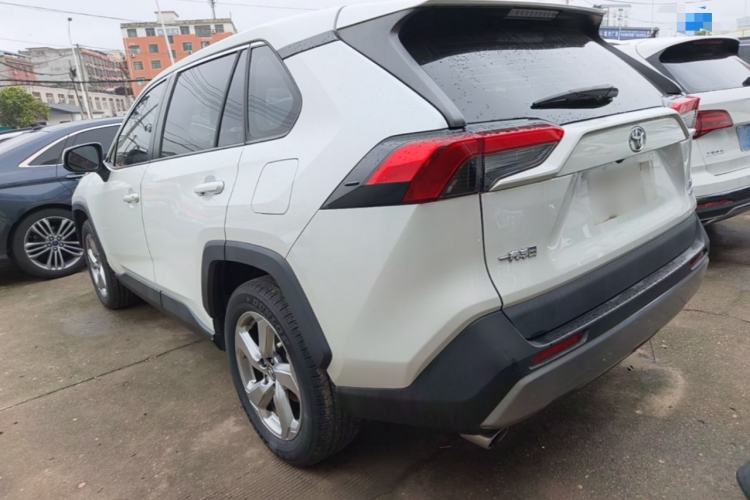 Used Toyota RAV4 2020 2.0L CVT 4x4 Style PLUS Edition Rear Left 45 Deg
