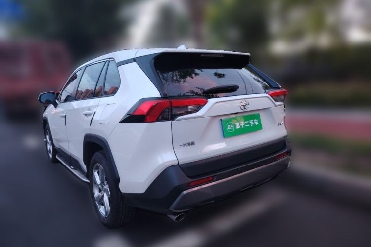 Used Toyota RAV4 2020 2.0L CVT Two-Wheel Drive Fashion Edition Rear Left 45 Deg