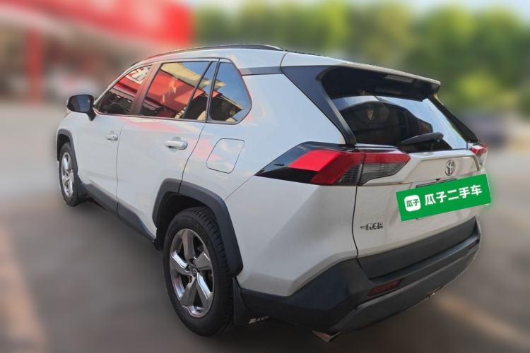 Used Toyota RAV4 2020 2.0L CVT Two-Wheel Drive Fashion Edition Rear Left 45 Deg
