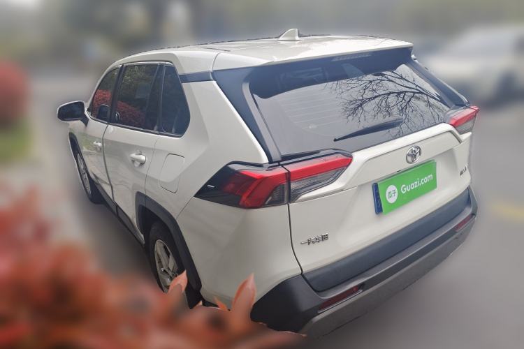 Used Toyota RAV4 2020 2.0L CVT Two-Wheel Drive Fashion Edition Rear Left 45 Deg