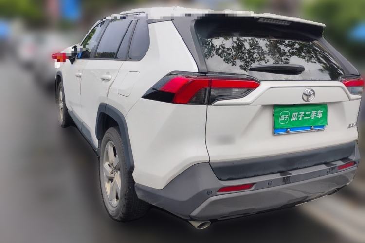 Used Toyota RAV4 2020 2.0L CVT Two-Wheel Drive Fashion Edition Rear Left 45 Deg