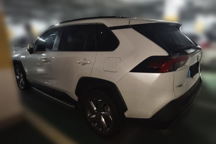 Used Toyota RAV4 2020 2.0L CVT Two-Wheel Drive Fashion PLUS Edition Rear Left 45 Deg