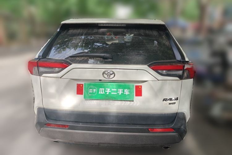 Used Toyota RAV4 2020 2.0L CVT Two-Wheel Drive Fashion Edition Rear