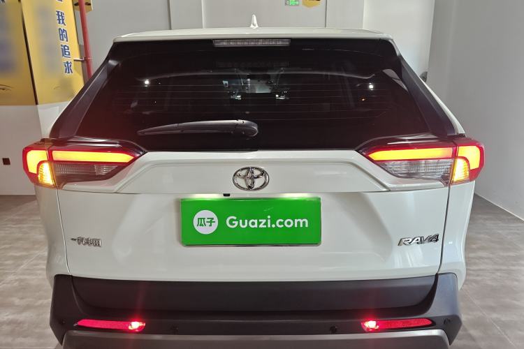 Used Toyota RAV4 2020 2.0L CVT Two-Wheel Drive Fashion Edition Rear