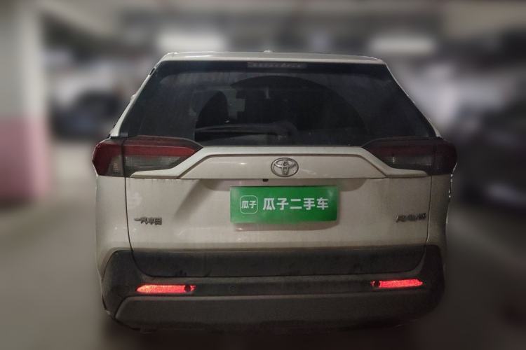 Used Toyota RAV4 2020 2.0L CVT Two-Wheel Drive Fashion Edition Rear