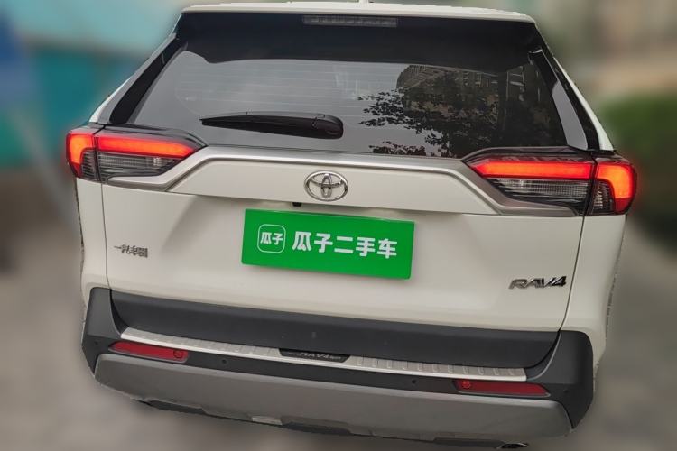 Used Toyota RAV4 2020 2.0L CVT Two-Wheel Drive Prestige Edition Rear