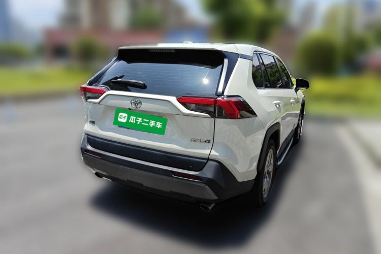 Used Toyota RAV4 2020 2.0L CVT Two-Wheel Drive Fashion PLUS Edition Rear Right 45 Deg