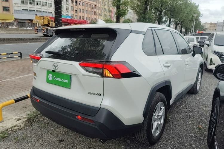 Used Toyota RAV4 2020 2.0L CVT Two-Wheel Drive Urban Edition Rear Right 45 Deg