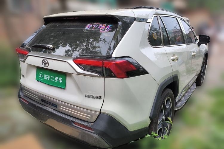 Used Toyota RAV4 2020 2.0L CVT Two-Wheel Drive Prestige Edition Rear Right 45 Deg