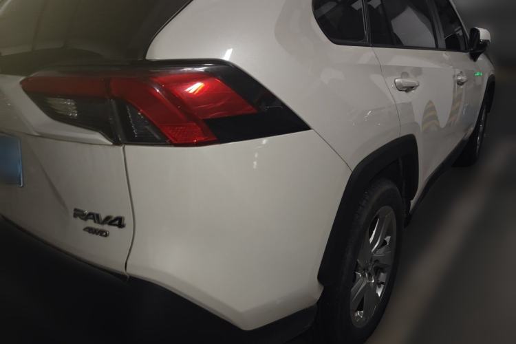 Used Toyota RAV4 2020 2.0L CVT 4x4 Trend Edition Rear Right 45 Deg