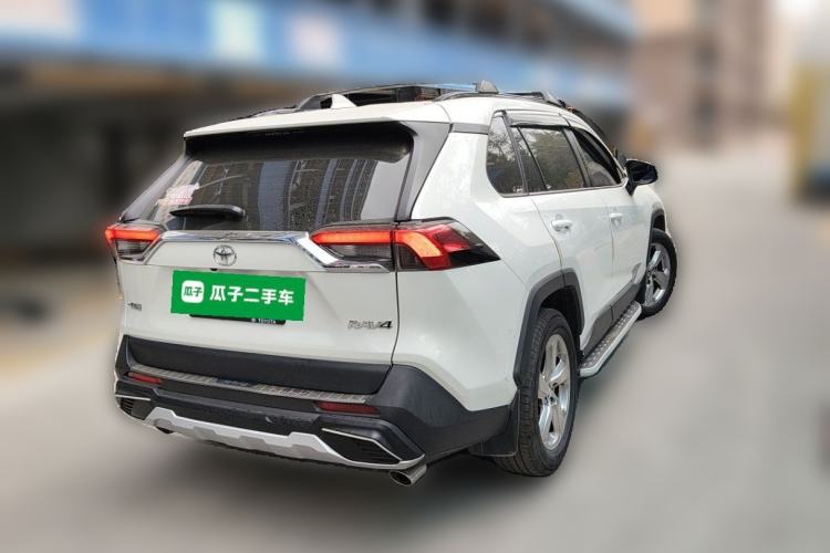 Used Toyota RAV4 2020 2.0L CVT Two-Wheel Drive Fashion Edition Rear Right 45 Deg