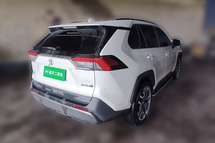 Used Toyota RAV4 2020 2.0L CVT Two-Wheel Drive Prestige Edition Rear Right 45 Deg