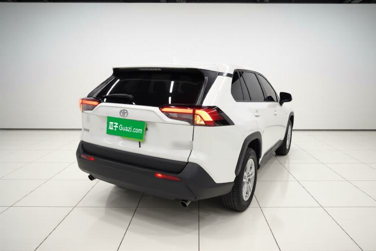 Used Toyota RAV4 2020 2.0L CVT Two-Wheel Drive Urban Edition Rear Right 45 Deg