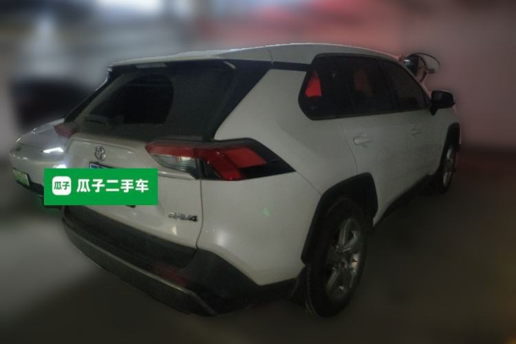 Used Toyota RAV4 2020 2.0L CVT Two-Wheel Drive Fashion PLUS Edition Rear Right 45 Deg