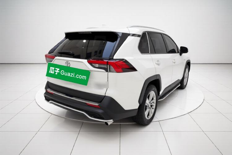 Used Toyota RAV4 2020 2.0L CVT 4x4 Trend Edition Rear Right 45 Deg