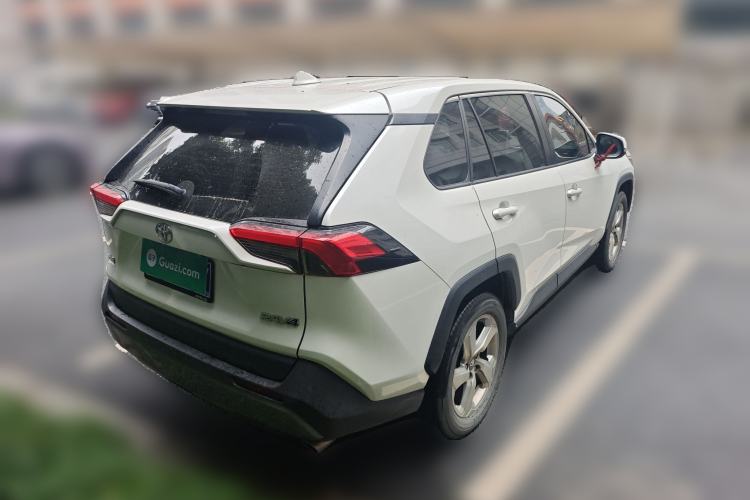 Used Toyota RAV4 2020 2.0L CVT Two-Wheel Drive Fashion PLUS Edition Rear Right 45 Deg