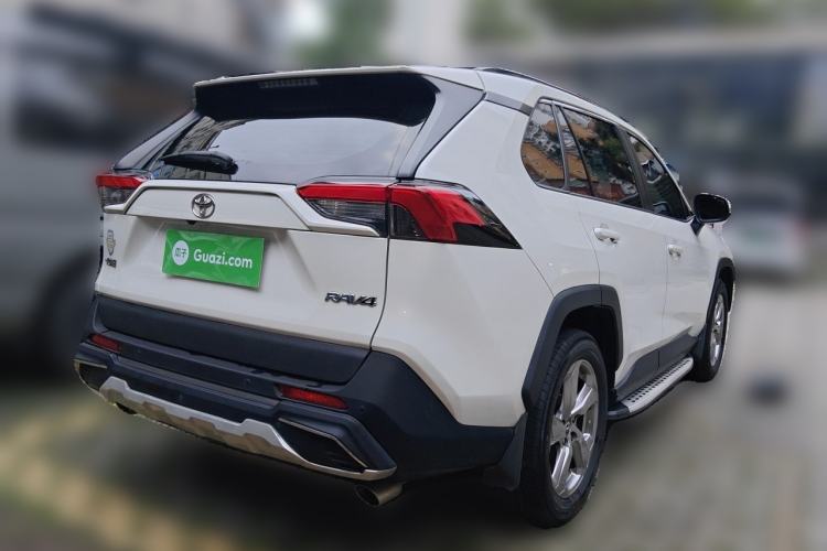Used Toyota RAV4 2020 2.0L CVT Two-Wheel Drive Fashion Edition Rear Right 45 Deg