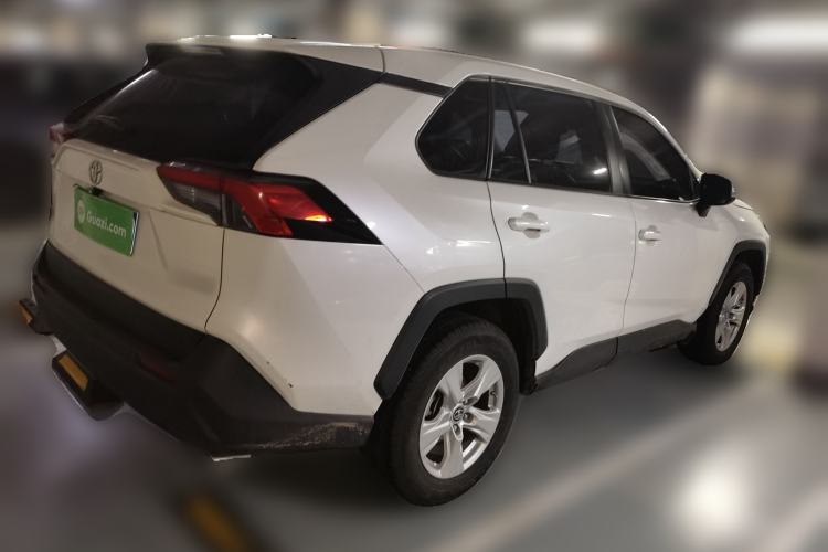 Used Toyota RAV4 2020 2.0L CVT Two-Wheel Drive Urban Edition Rear Right 45 Deg