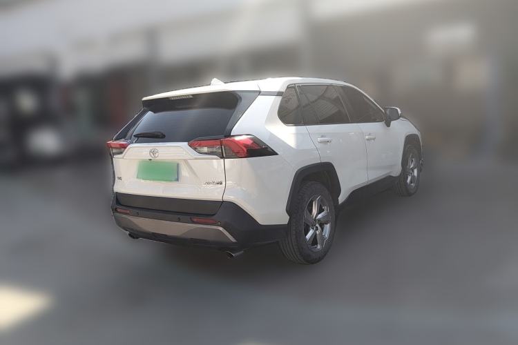 Used Toyota RAV4 2020 2.0L CVT Two-Wheel Drive Fashion Edition Rear Right 45 Deg
