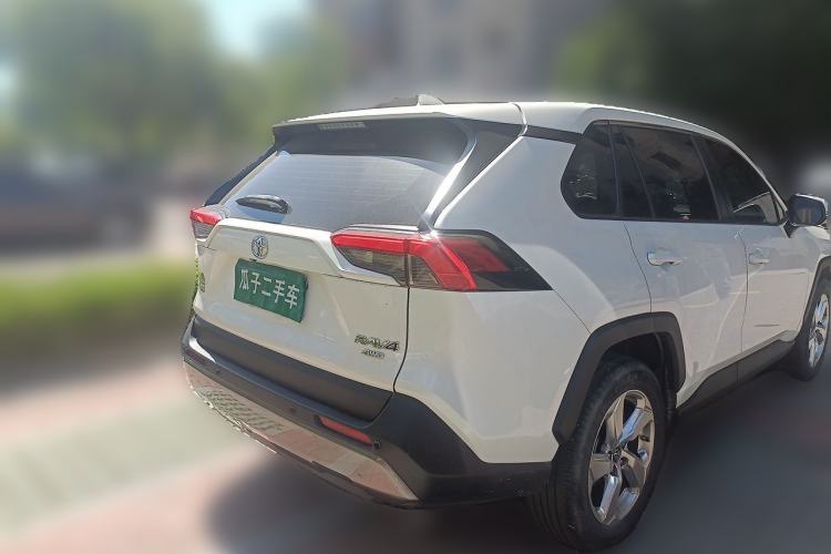 Used Toyota RAV4 2020 2.0L CVT 4x4 Trend Edition Rear Right 45 Deg