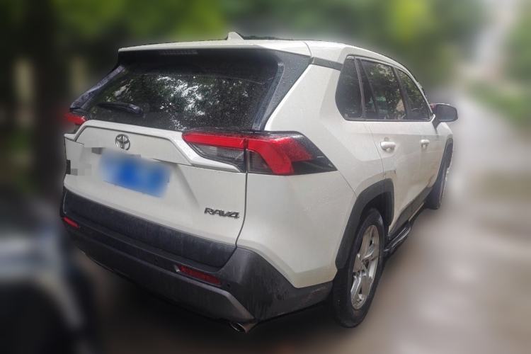 Used Toyota RAV4 2020 2.0L CVT Two-Wheel Drive Fashion PLUS Edition Rear Right 45 Deg