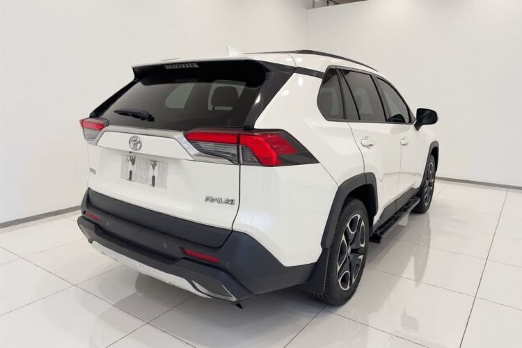 Used Toyota RAV4 2020 2.0L CVT Two-Wheel Drive Prestige Edition Rear Right 45 Deg