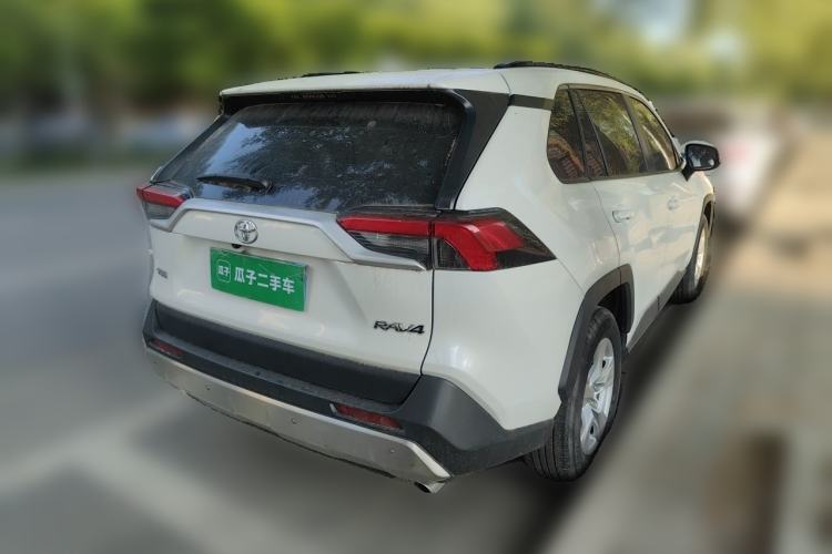 Used Toyota RAV4 2020 2.0L CVT Two-Wheel Drive Urban Edition Rear Right 45 Deg