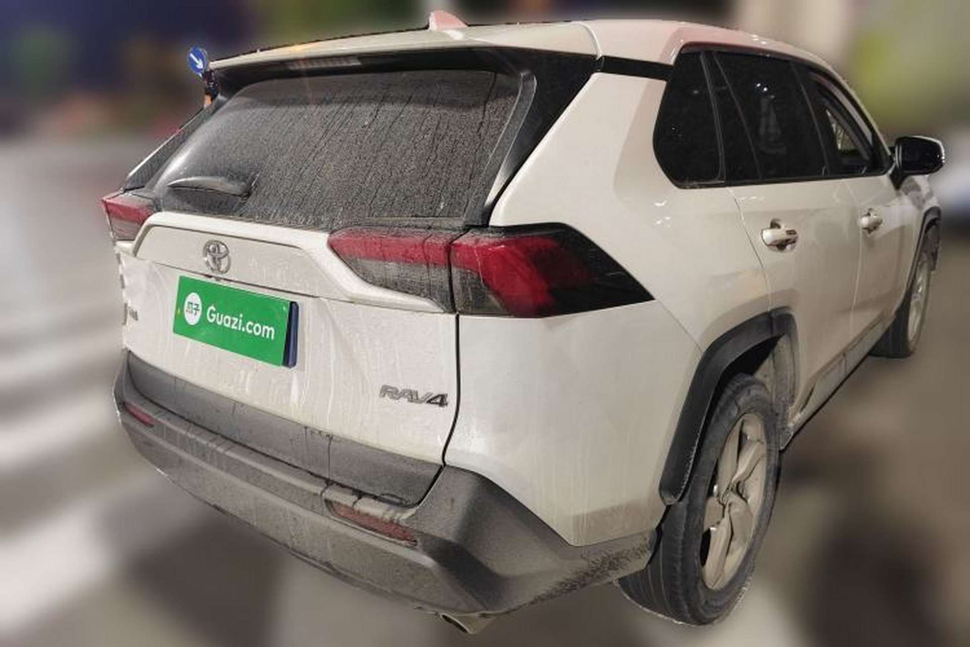 Used Toyota RAV4 2020 2.0L CVT Two-Wheel Drive Fashion Edition Rear Right 45 Deg