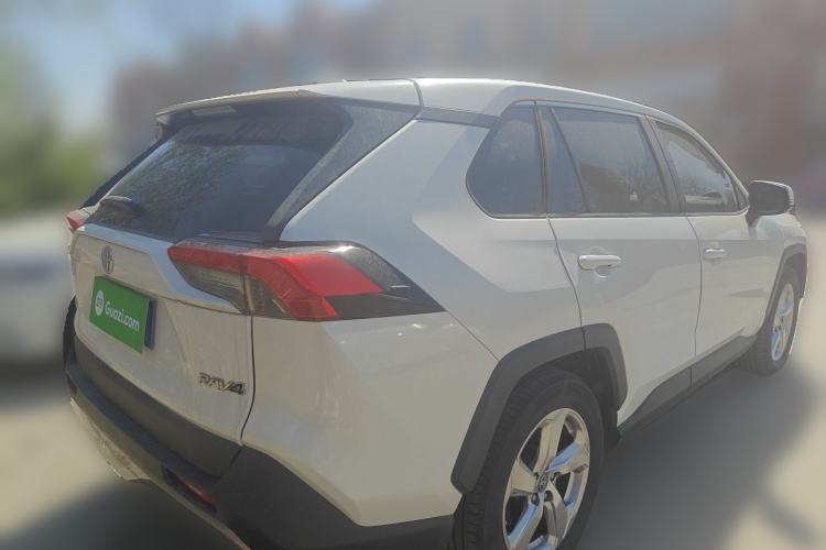 Used Toyota RAV4 2020 2.0L CVT Two-Wheel Drive Fashion PLUS Edition Rear Right 45 Deg