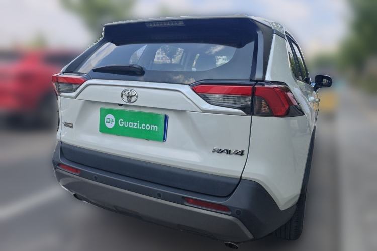 Used Toyota RAV4 2020 2.0L CVT Two-Wheel Drive Fashion PLUS Edition Rear Right 45 Deg