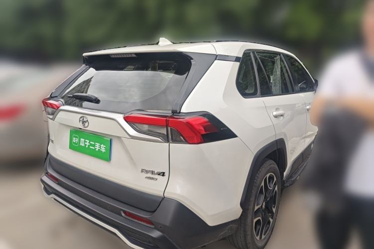 Used Toyota RAV4 2020 2.0L CVT Four-Wheel Drive Prestige Edition Rear Right 45 Deg