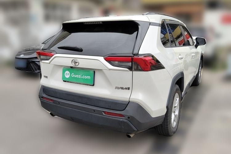 Used Toyota RAV4 2020 2.0L CVT Two-Wheel Drive Urban Edition Rear Right 45 Deg