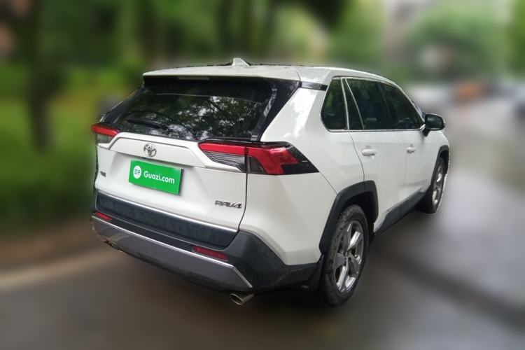 Used Toyota RAV4 2020 2.0L CVT Two-Wheel Drive Fashion Edition Rear Right 45 Deg