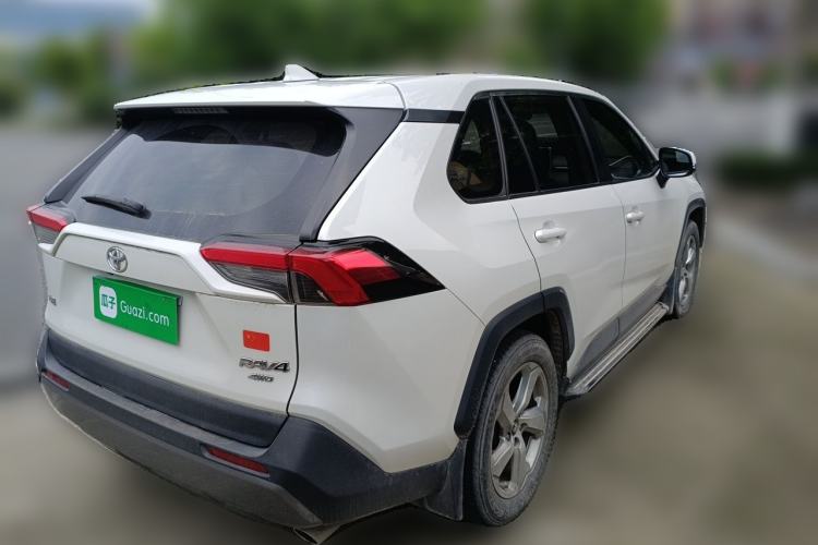 Used Toyota RAV4 2020 2.0L CVT 4x4 Trend Edition Rear Right 45 Deg