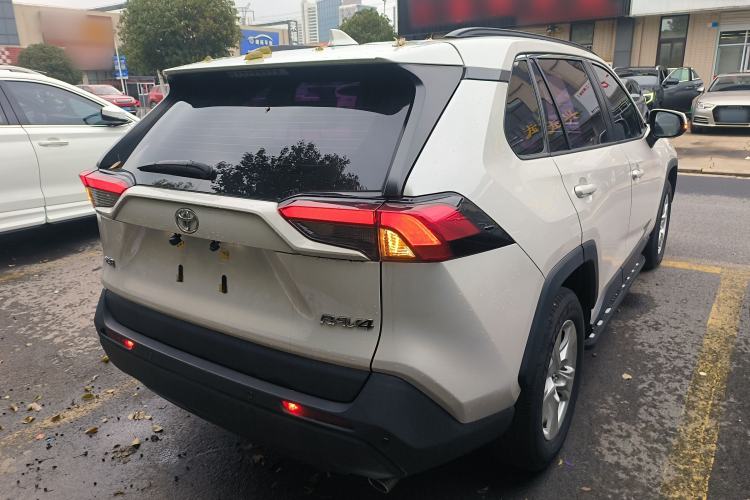 Used Toyota RAV4 2020 2.0L CVT Two-Wheel Drive Urban Edition Rear Right 45 Deg
