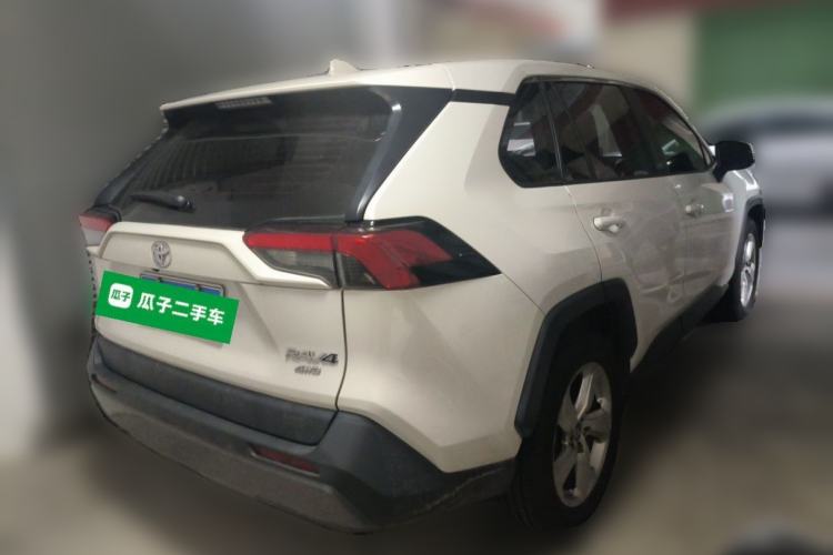 Used Toyota RAV4 2020 2.0L CVT 4x4 Trend Edition Rear Right 45 Deg