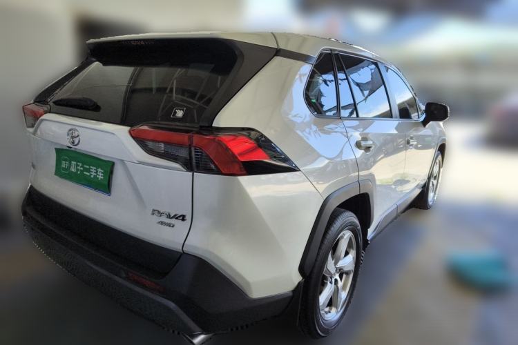 Used Toyota RAV4 2020 2.0L CVT 4x4 Trend Edition Rear Right 45 Deg