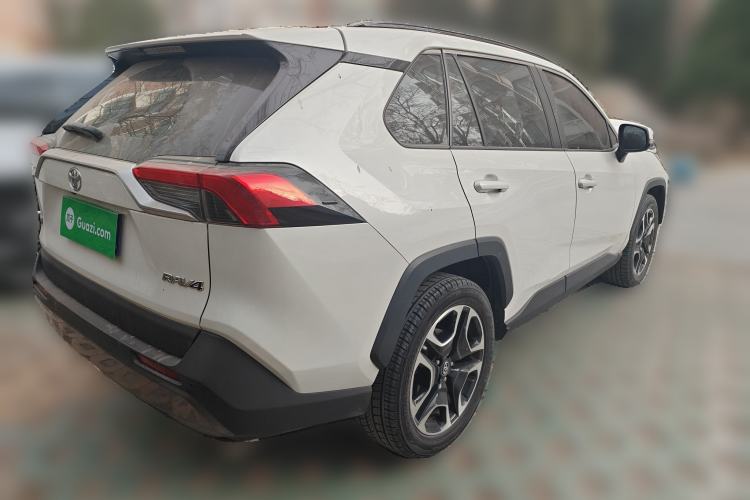 Used Toyota RAV4 2020 2.0L CVT Two-Wheel Drive Prestige Edition Rear Right 45 Deg