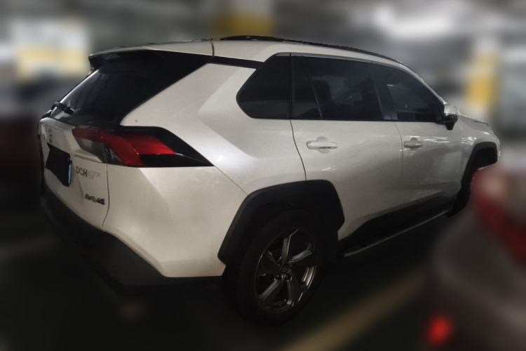 Used Toyota RAV4 2020 2.0L CVT Two-Wheel Drive Fashion PLUS Edition Rear Right 45 Deg