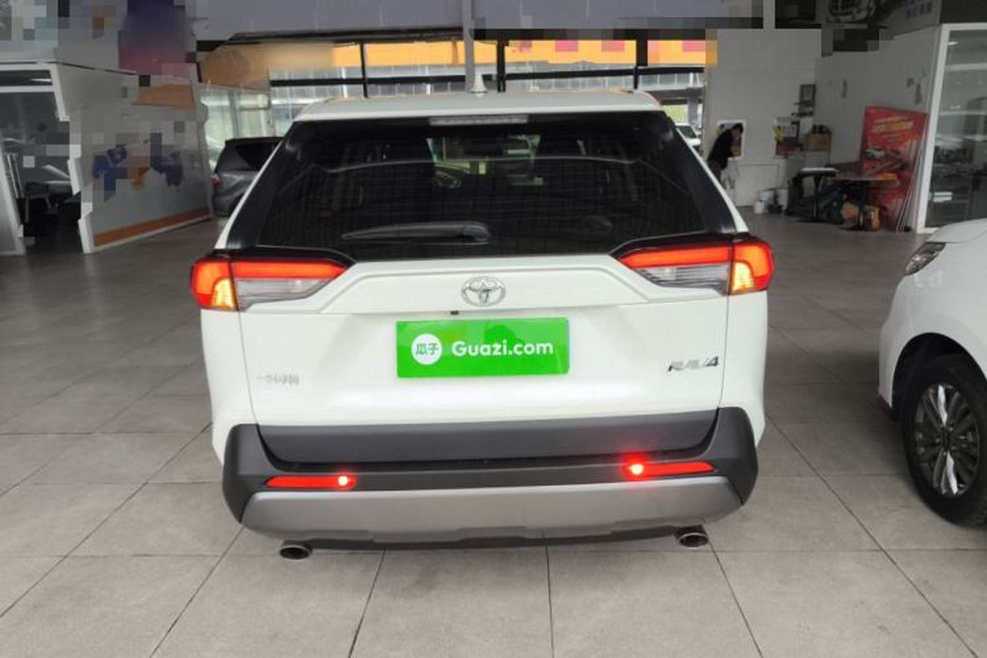 Used Toyota RAV4 2020 2.0L CVT Two-Wheel Drive Fashion Edition Rear