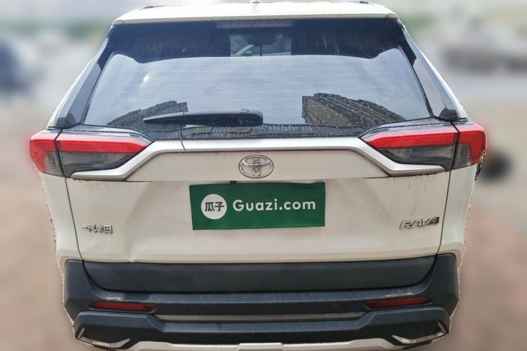 Used Toyota RAV4 2020 2.0L CVT Two-Wheel Drive Prestige Edition Rear